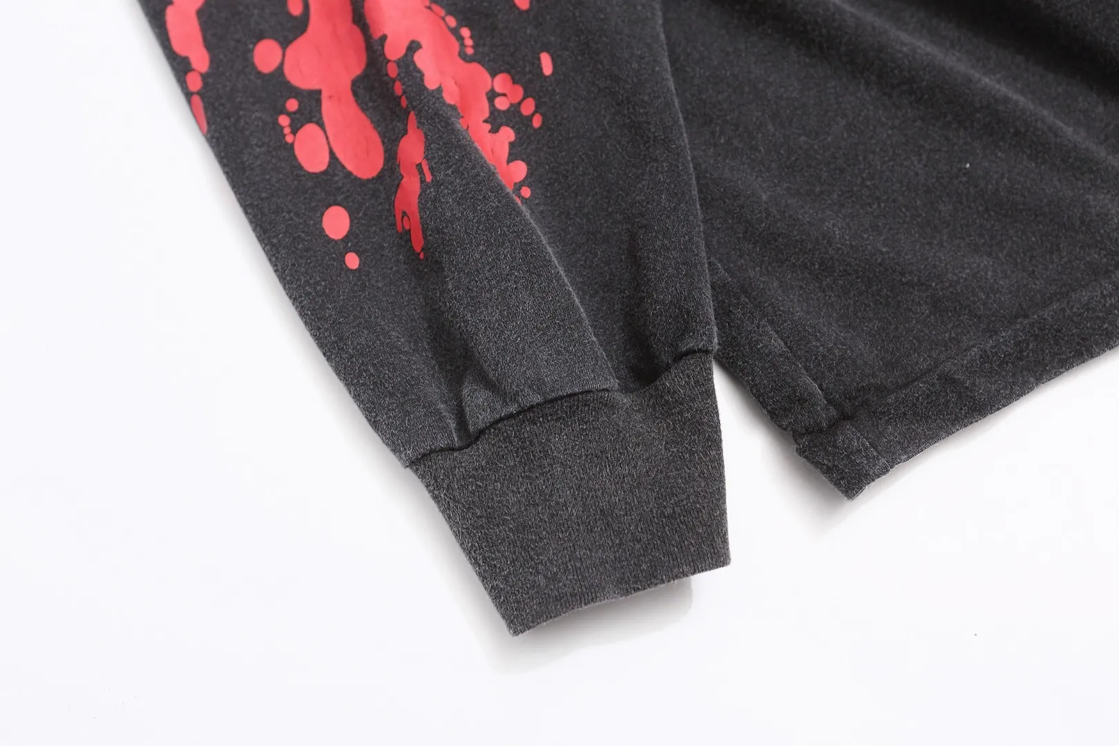 SAINT MICHAEL Retro Skull Throne Print Washed Distressed Bottoming Shirt Casual Loose Long Sleeve T-shirt Fabric: 260g Style Number: SM656 Size: S-M-L-XL Color: Black Price: P156
